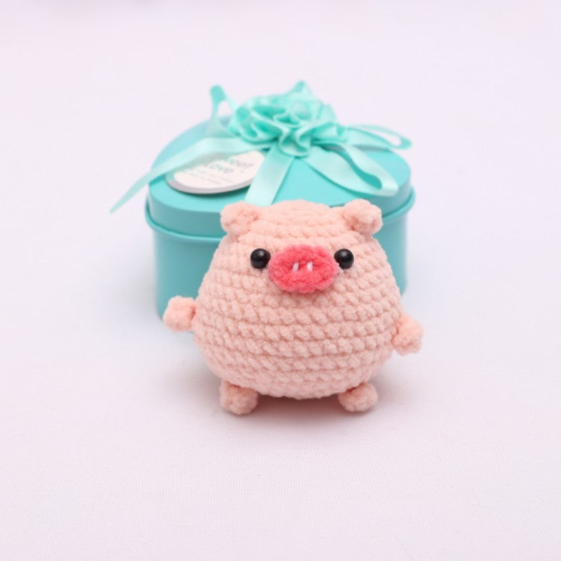 [Blind Box] 3 Crochet Accessories + 2 DIY Plush Pet, Hand crochet wool doll crochet chubby pendant cross-border hand crochet cartoon doll finished product