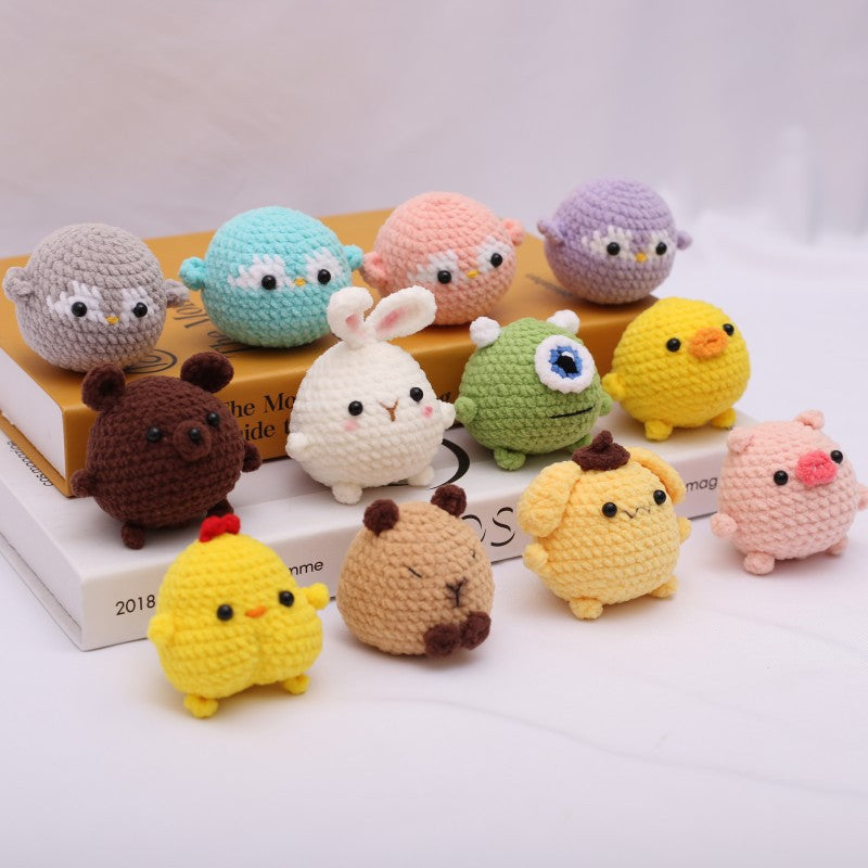 [Blind Box] 3 Crochet Accessories + 2 DIY Plush Pet, Hand crochet wool doll crochet chubby pendant cross-border hand crochet cartoon doll finished product